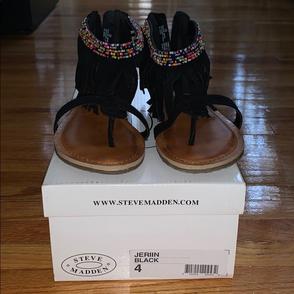 Steve Madden girls size 4 Sandals
